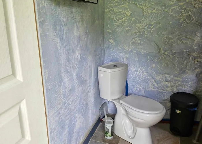 Couette-café Independante Au Calme En Moyenne Montagne